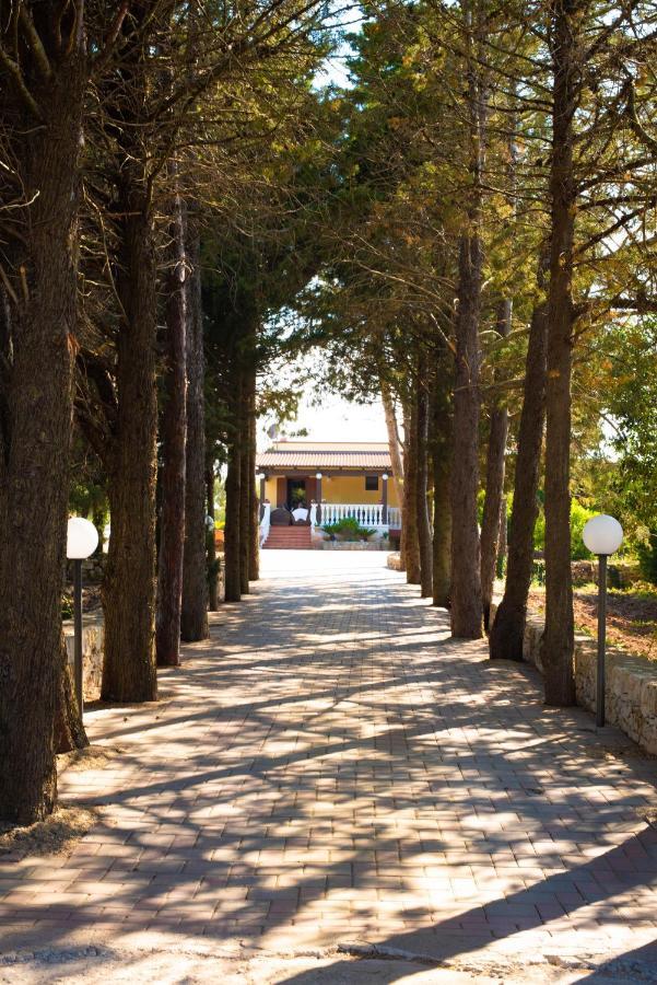 Villa Patrizia-Luxury Villa Mottola Extérieur photo