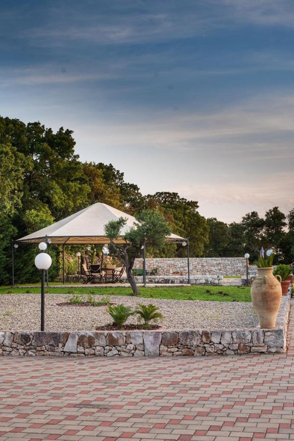 Villa Patrizia-Luxury Villa Mottola Extérieur photo