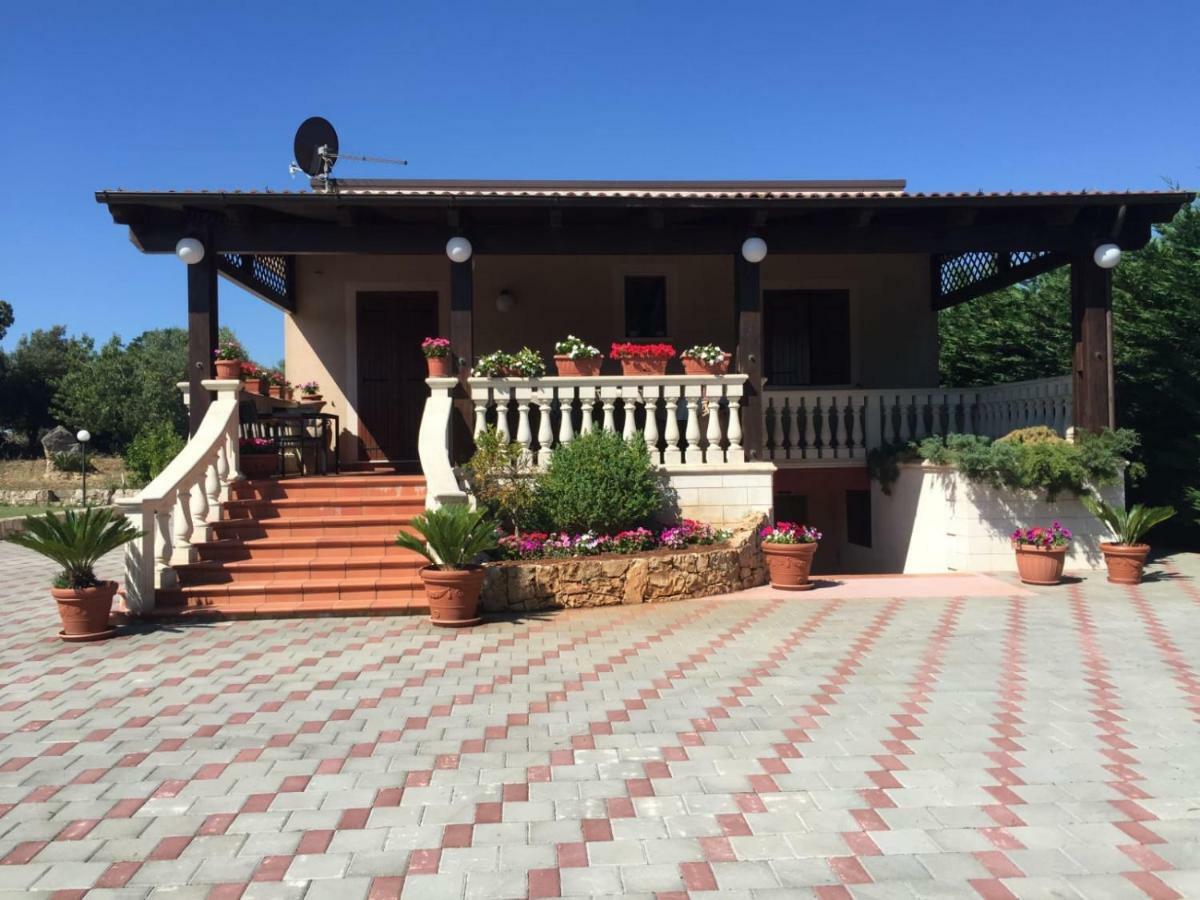 Villa Patrizia-Luxury Villa Mottola Extérieur photo